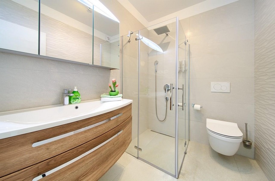 Koupelna vily H1897 na ostrově Krk v Chorvatsku - Panorama Scouting H1897.