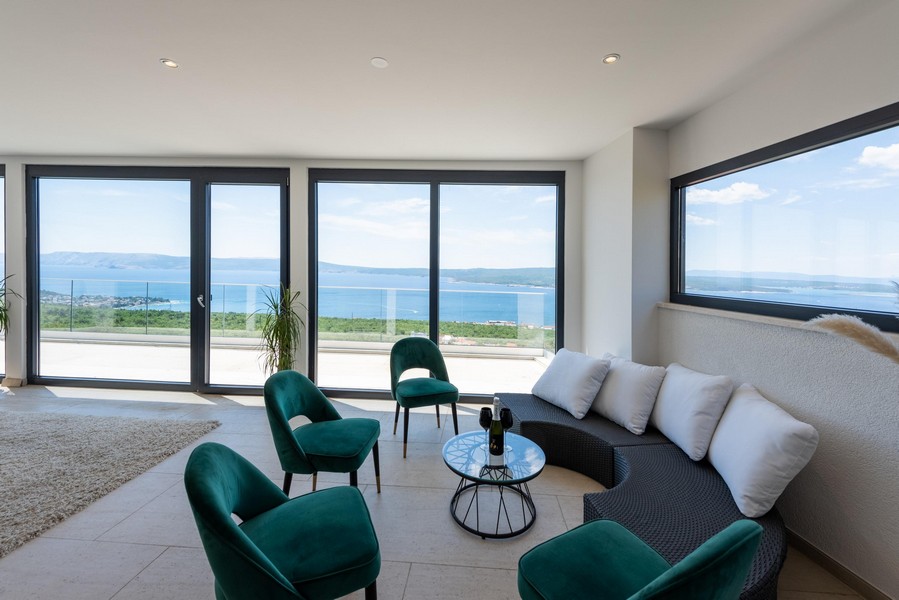 Vybavení vily H1932 v Crikvenici, Chorvatsko - Panorama Scouting.