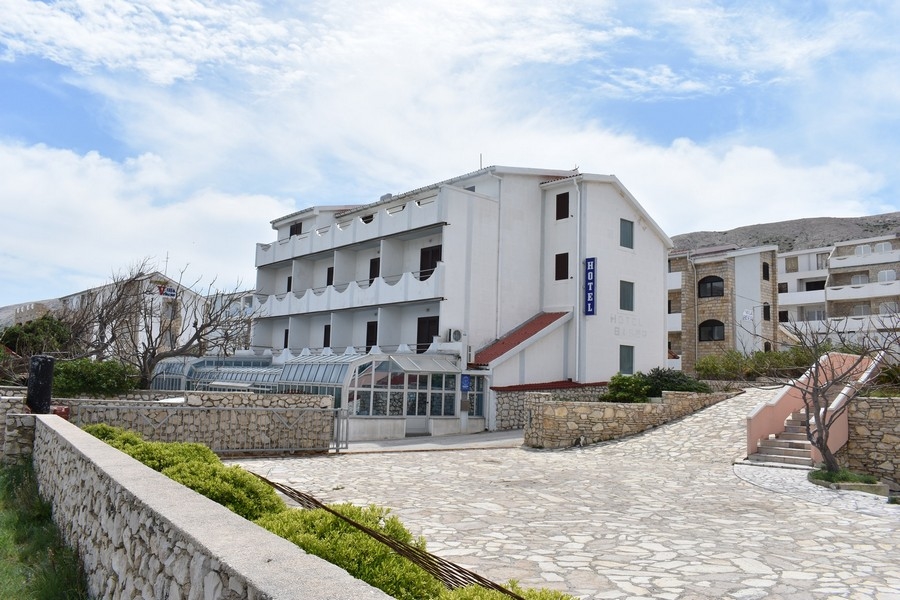 Koupit hotel v Chorvatsku, Severní Dalmácie, Ostrov Pag - Panorama Scouting Immobilien H2023, kupní cena: 2 700 000 EUR - Obrázek 3
