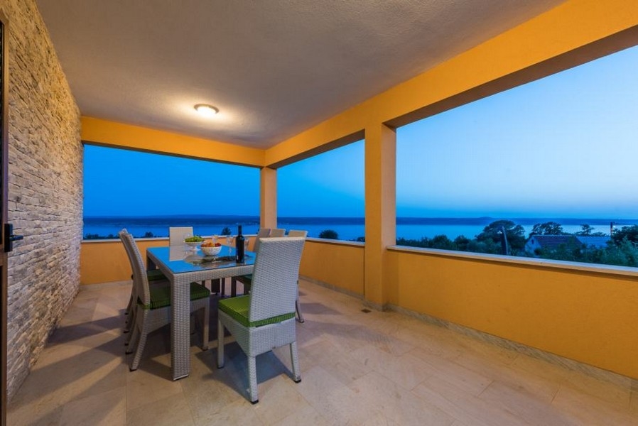 Realitní makléř pro Chorvatsko - Panorama Scouting H2169