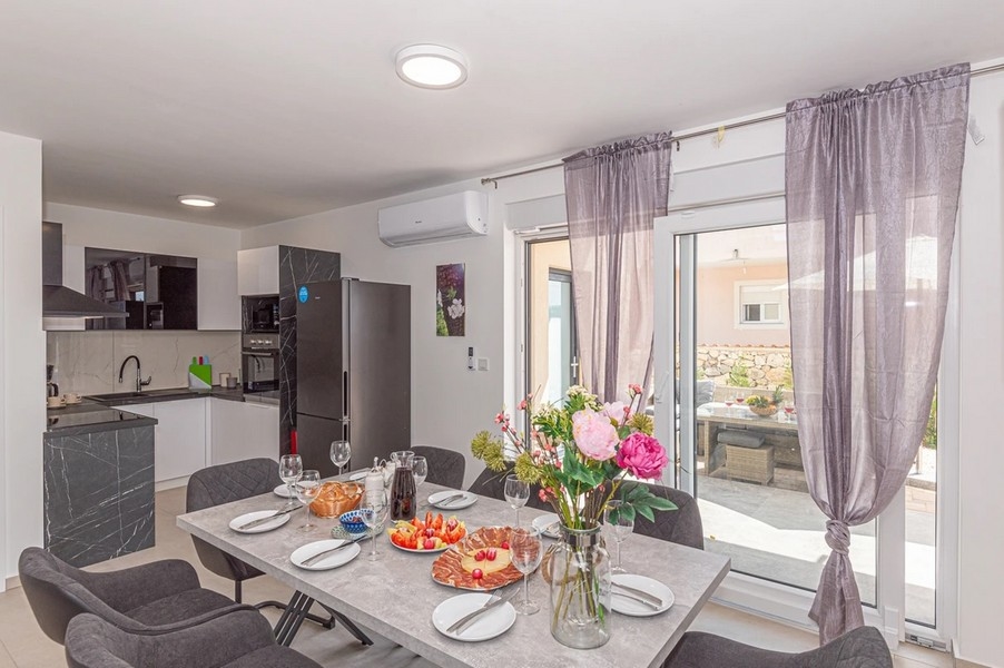 Prodám dům v Chorvatsku, Severní Dalmácie, Šibenik - Panorama Scouting Immobilien H2316, kupní cena: 385 000 EUR - Obrázek 9