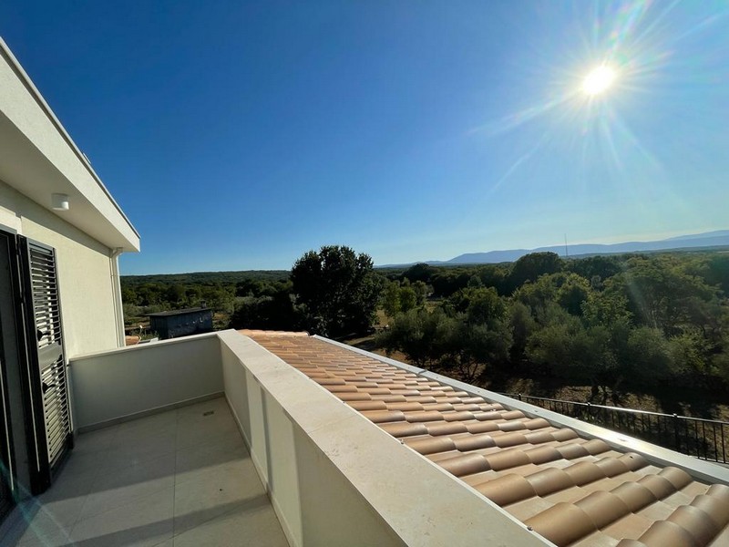 Realitní makléř pro Chorvatsko - Panorama Scouting H2333