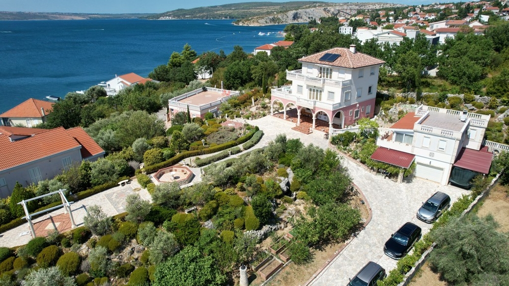 Balkon a terasa s výhledem na moře