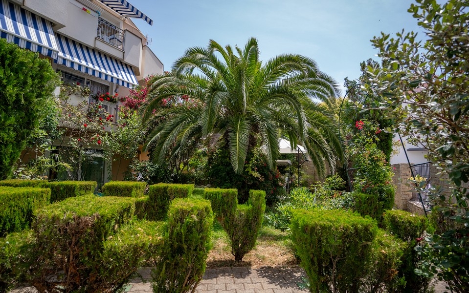 Bytový dům s výhledem na moře