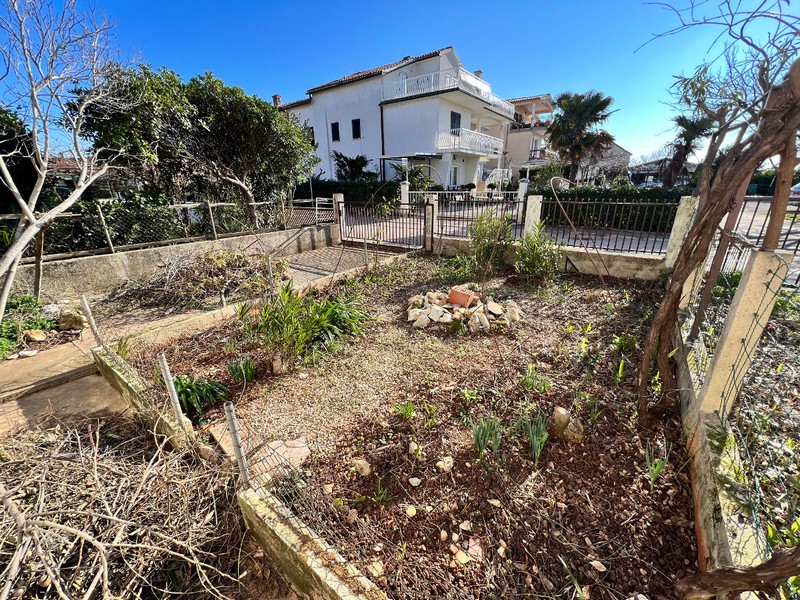 Zahrada pozemku H2438 v Umagu, Istrie.