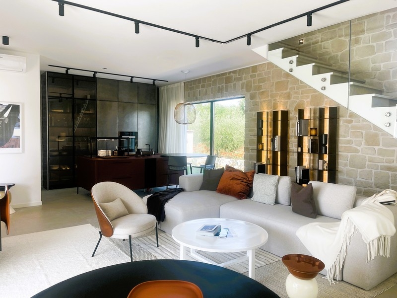 Výhled na moře z terasy domu H2508, který je na prodej na Istrii / Chorvatsku.