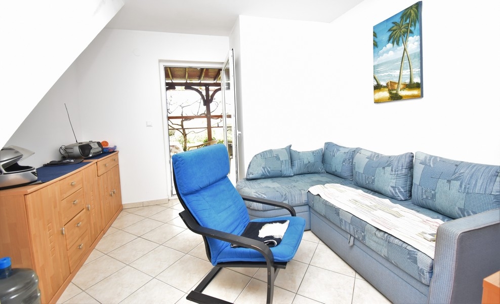 Studovna v horním patře.