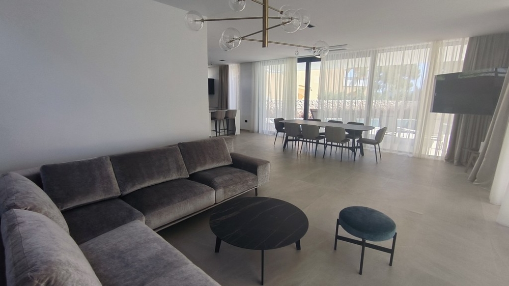 Luxusní obývací prostor.