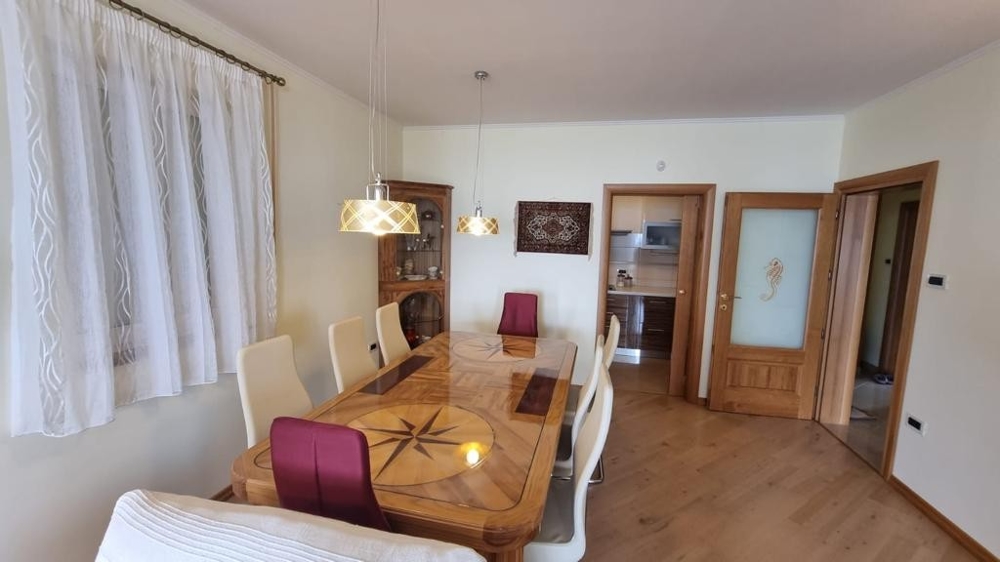 Světlé pokoje s okny