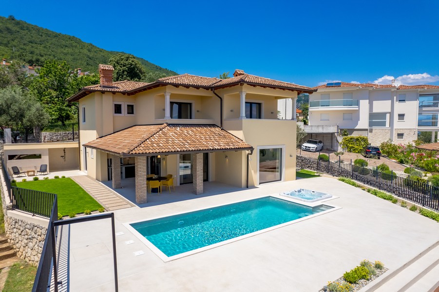 Prodám středomořský kamenný dům v Chorvatsku - Panorama Scouting H2594.