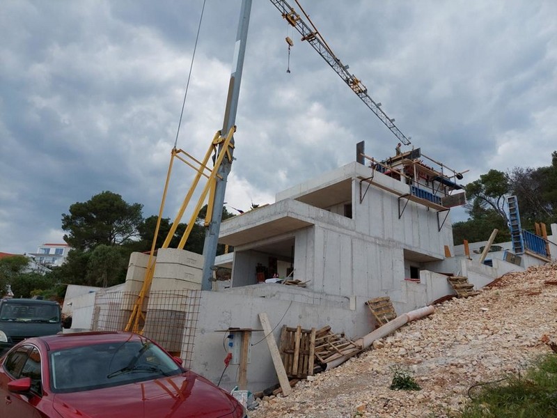 Vila ve stavu ke koupi