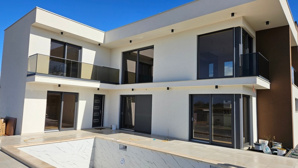 Moderní luxusní vila na prodej v Chorvatsku - Panorama Scouting H2640.