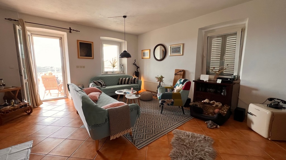 Světlé pokoje s velkými okny