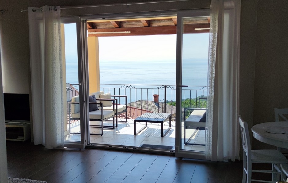 Fantastický výhled na moře a bazén - Panorama Scouting