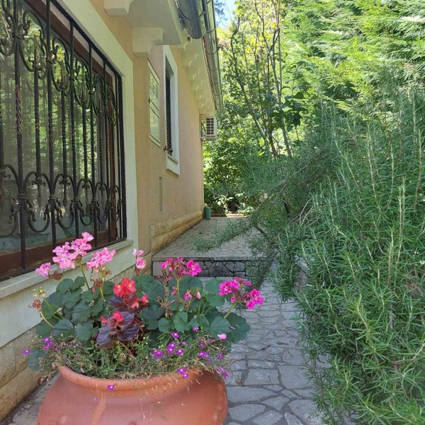 Středomořská vila.