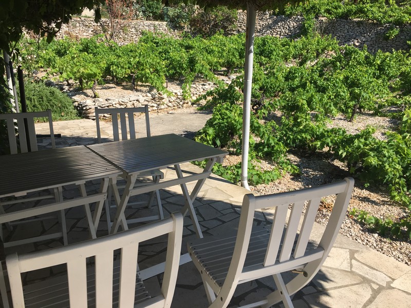 Terasa s jídelním stolem objektu H2653, Chorvatsko - Panorama Scouting.