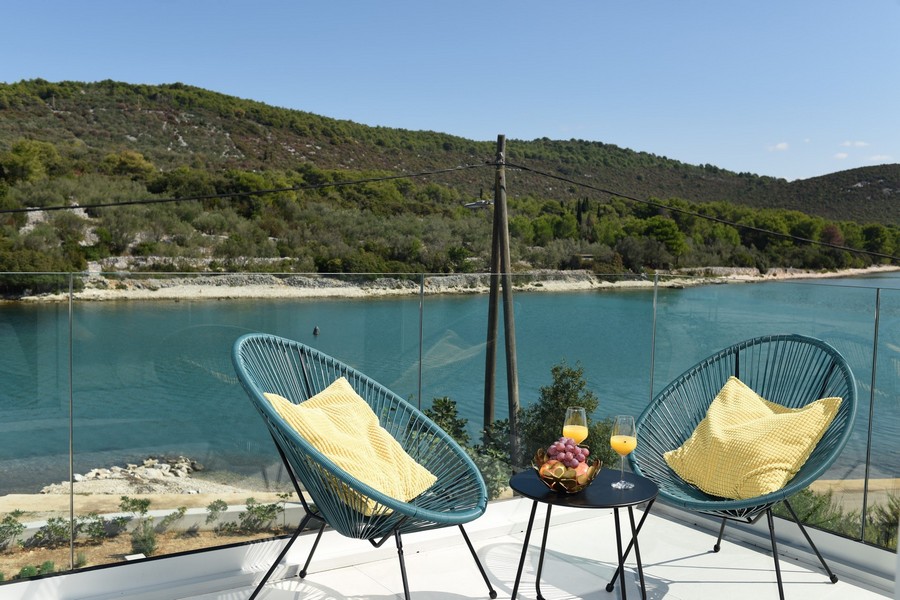 Panoramatický výhled na moře z Villa H2681 v Chorvatsku - Panorama Scouting Real Estate.