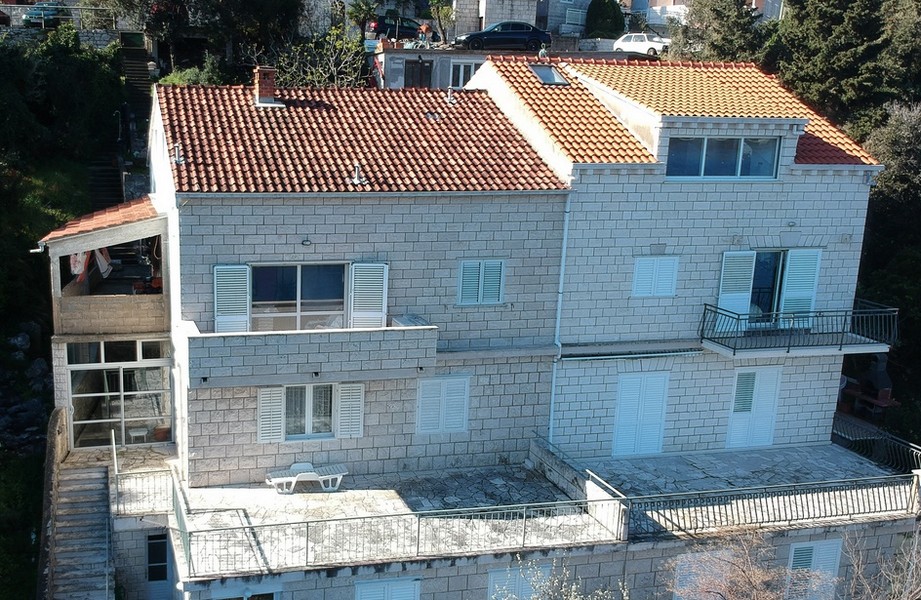 Koupit dům v Dalmácii - Panorama Scouting H2685.