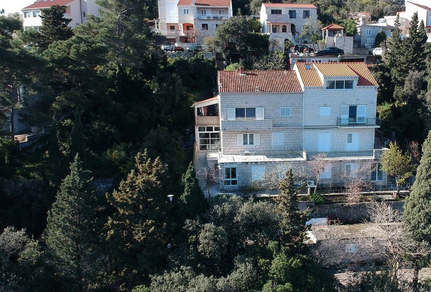 Dvojdům na prodej v Chorvatsku - Panorama Scouting H2685.