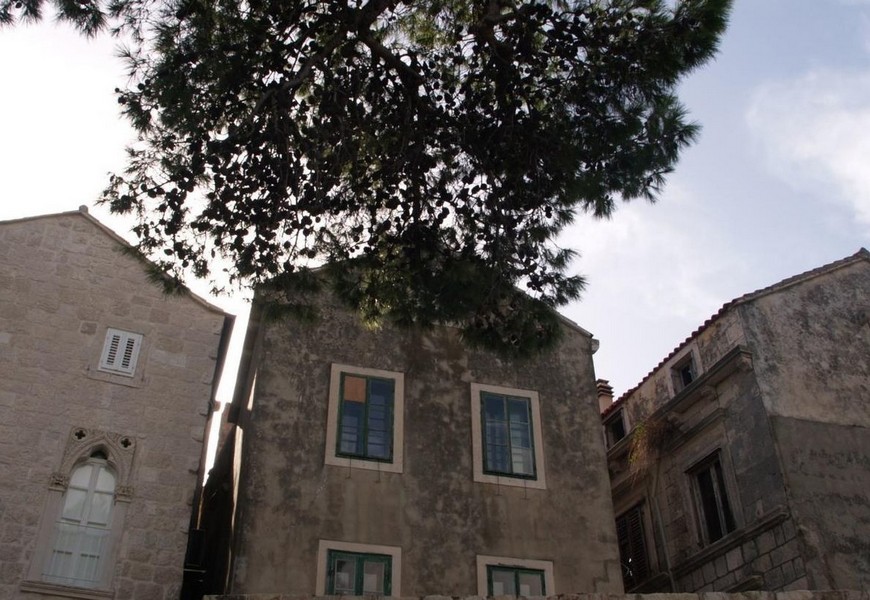 Dům v centru starého města Korčula v Chorvatsku - Panorama Scouting.