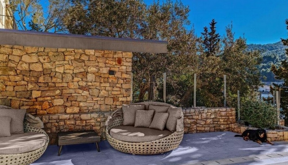 Salonek ve vile H2690 v Chorvatsku.