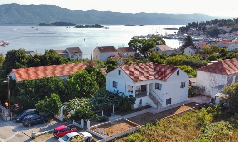 Dům u moře na ostrově Korčula v Chorvatsku na prodej - Panorama Scouting H2696.
