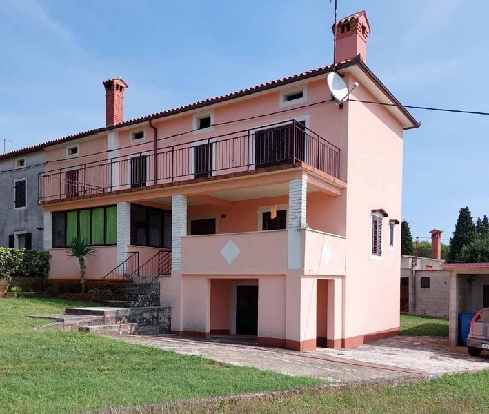 Udržovaný řadový dům s výhledem na moře, Barban region, Istrie - Real Estate Chorvatsko