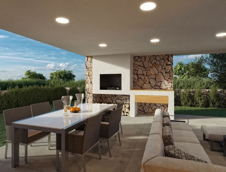 Velký prostor pro grilování a terasu