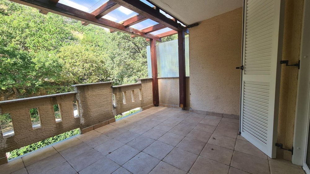 Prostorný bytový dům s 8 byty