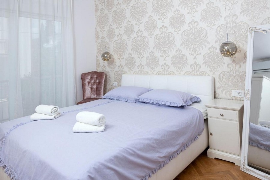 Světlá ložnice - H2813