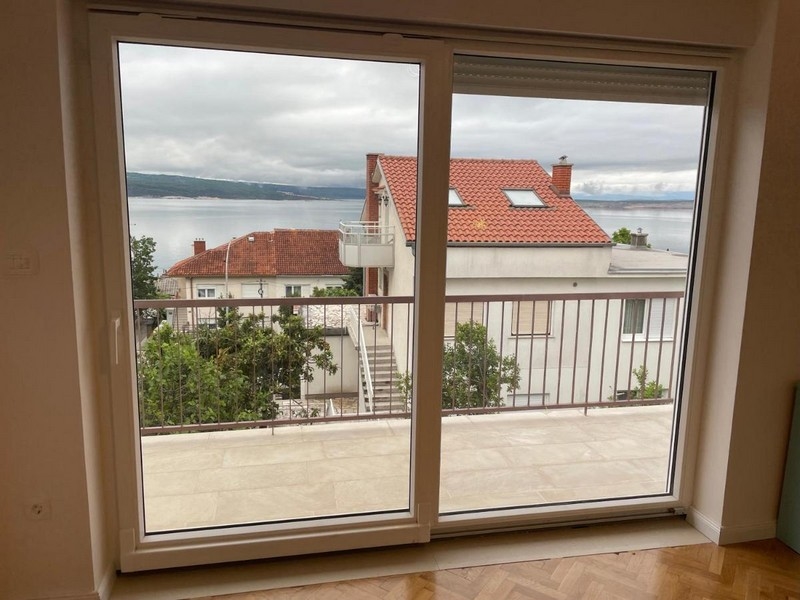 Balkon s panoramatickým výhledem na moře - Chorvatsko H2813