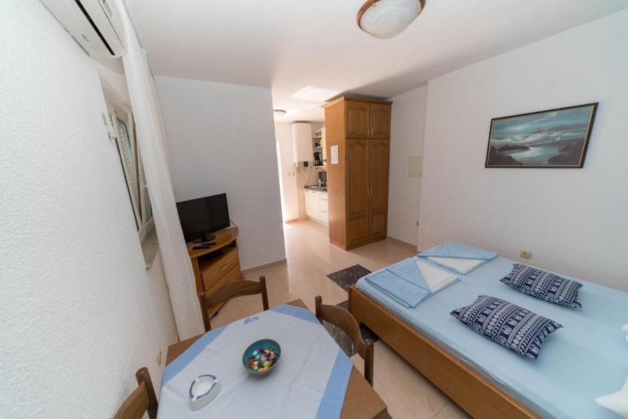 Každý pokoj je vybaven klimatizací