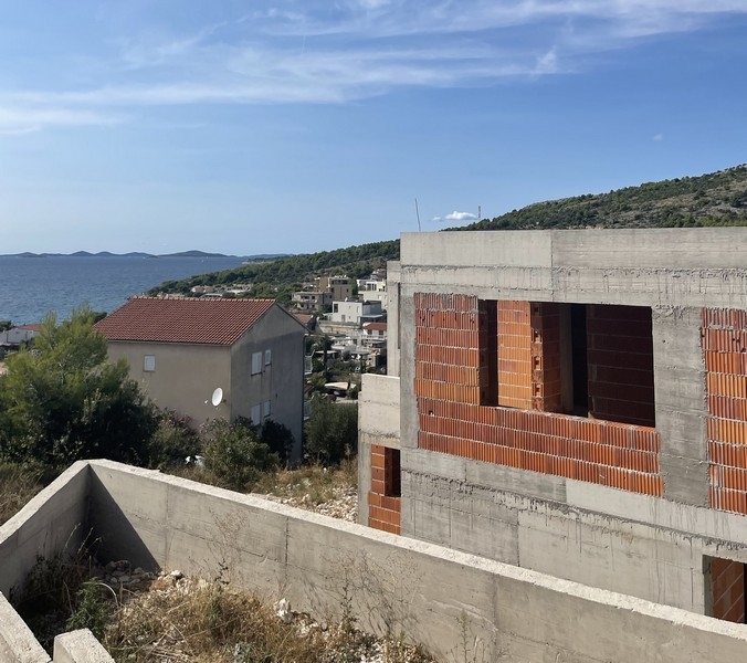 Vila se 4 ložnicemi a výhledem na moře v Primoštenu