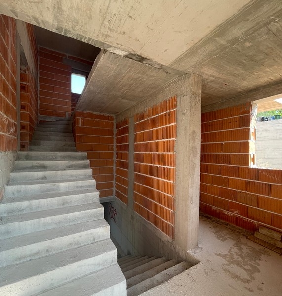 Nemovitost s výhledem na moře v Primoštenu - obytná plocha cca. 200 m² - panoramatický průzkum