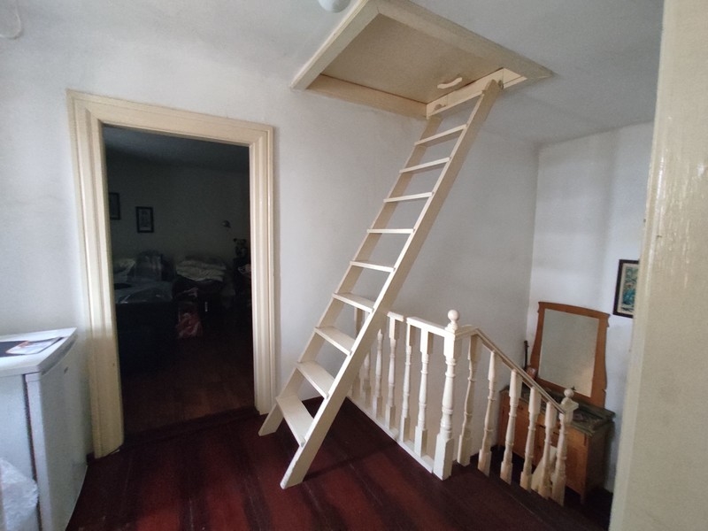 První patro s ložnicemi a vstupem do podkroví