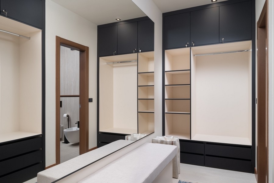 Vila na prodej v Razanac, Zadar, Chorvatsko - šatna