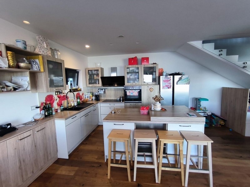 Nemovitosti Chorvatsko, vila s panoramatickým výhledem na moře, oblast Opatija na Istrii, moderní otevřená kuchyně