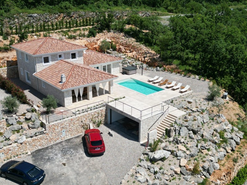 Středomořská vila na prodej v Chorvatsku - Panorama Scouting H3009.