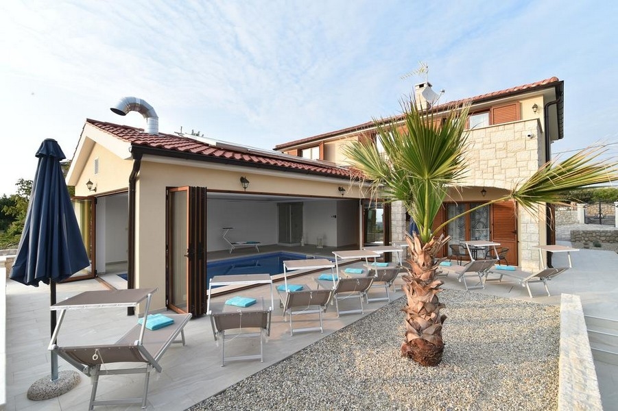 Prodám kamenný dům v Chorvatsku - nemovitost H3045 na ostrově Krk.