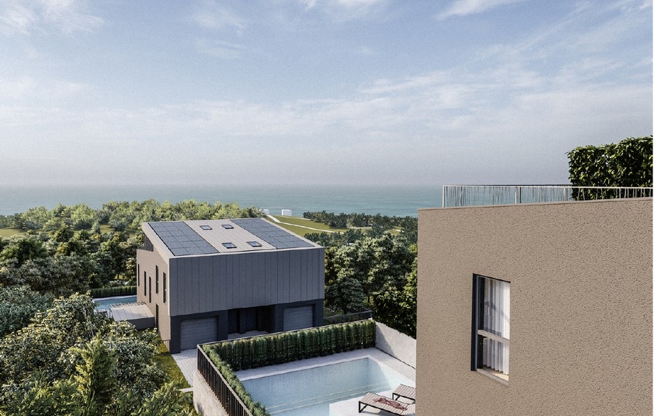 Výhled na moře ze střešní terasy nemovitosti H3051 poblíž Rijeky v Chorvatsku.