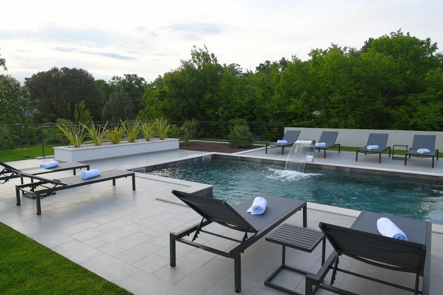 Bazén vily H3399 na ostrově Krk v Chorvatsku.