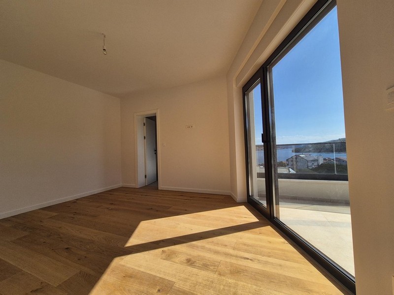 Vysoce kvalitní parketové podlahy v nemovitosti H3406 v Chorvatsku.