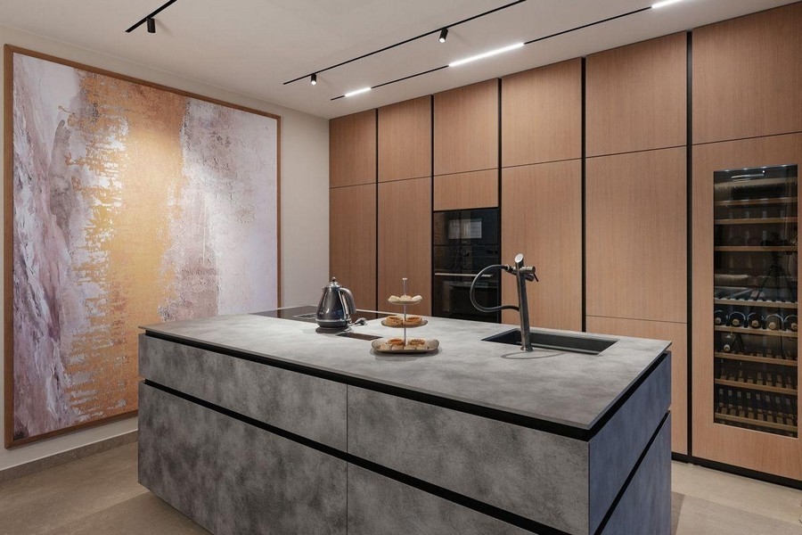 Moderní kuchyně s centrálním kuchyňským ostrůvkem