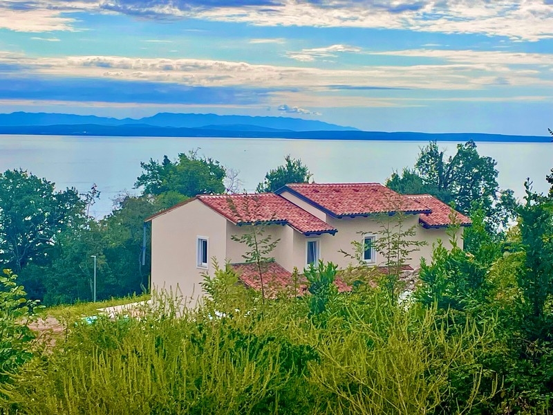 Zadní část nemovitosti H3435 na prodej v Opatiji.