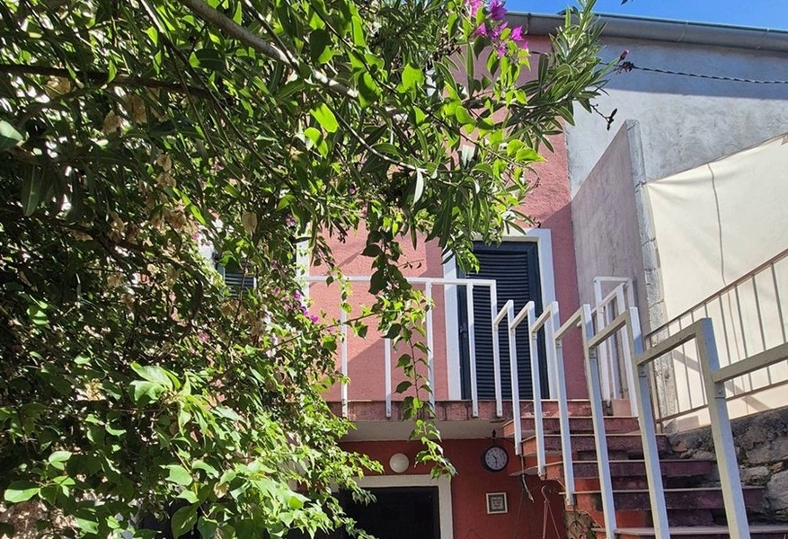 Kamenný dům na prodej na ostrově Murter v Chorvatsku - Panorama Scouting H3439.