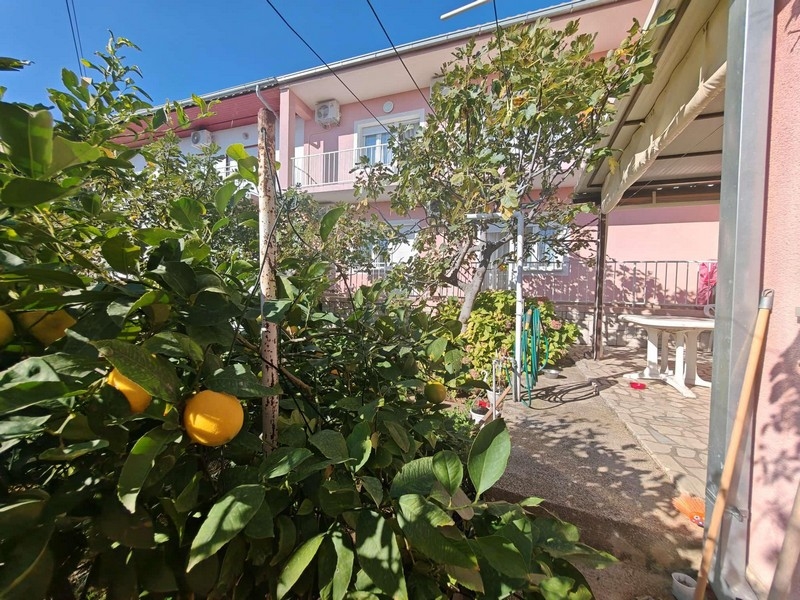 Dvojdům na prodej v Chorvatsku - Panorama Scouting H3452