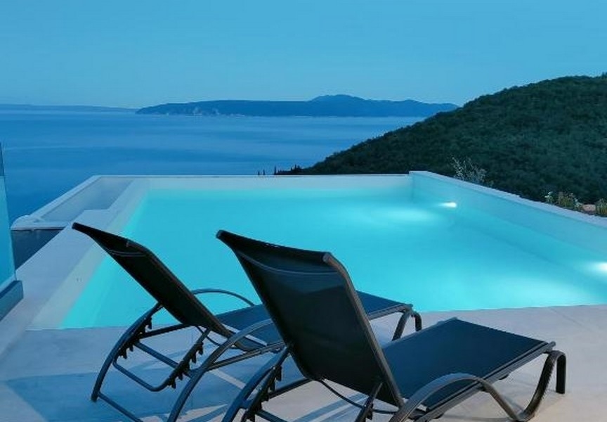 Terasa s fantastickým výhledem na moře nemovitosti H3470 v Chorvatsku.