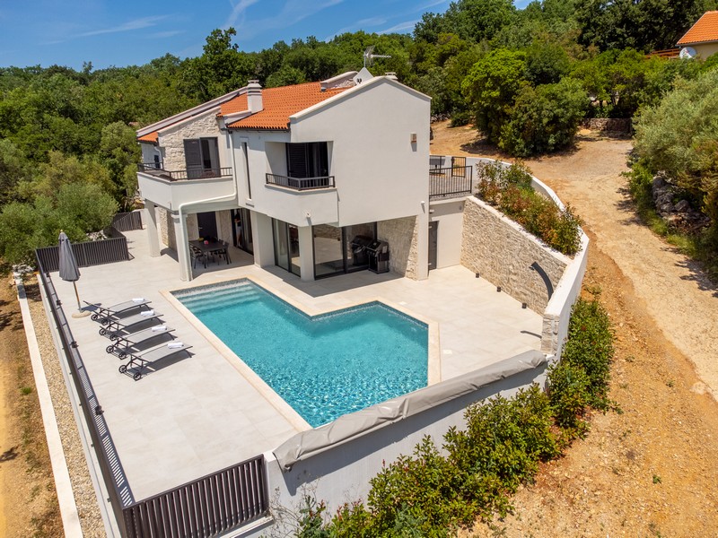 Prodám moderní vilu na klidném místě u moře v Chorvatsku - Panorama Scouting.