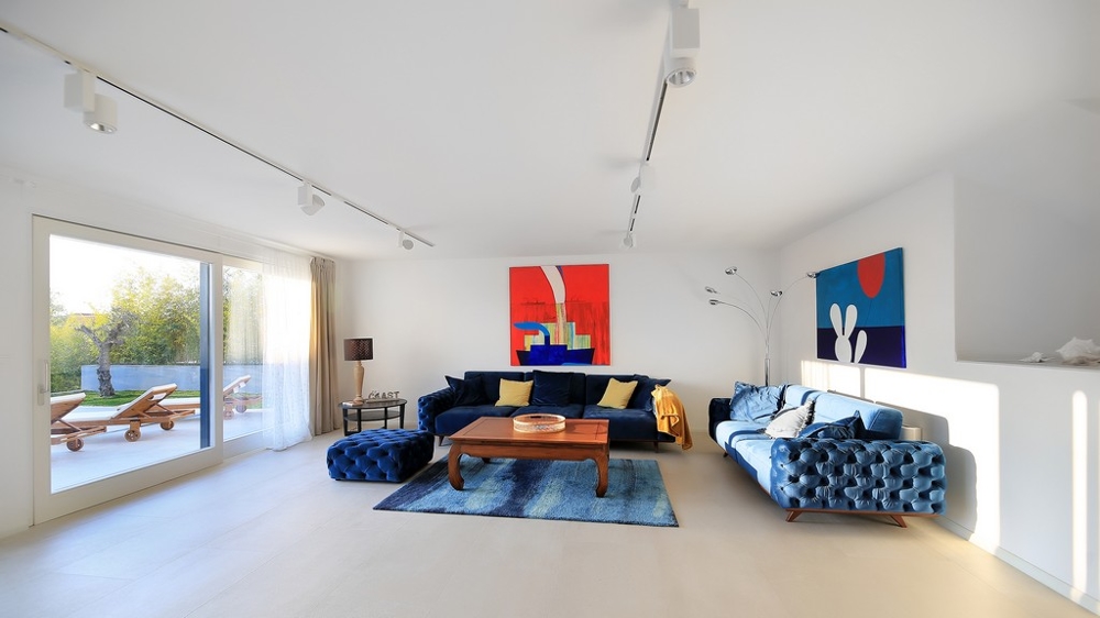 Další obrázek salonku koupaliště a moře na ostrově Krk.