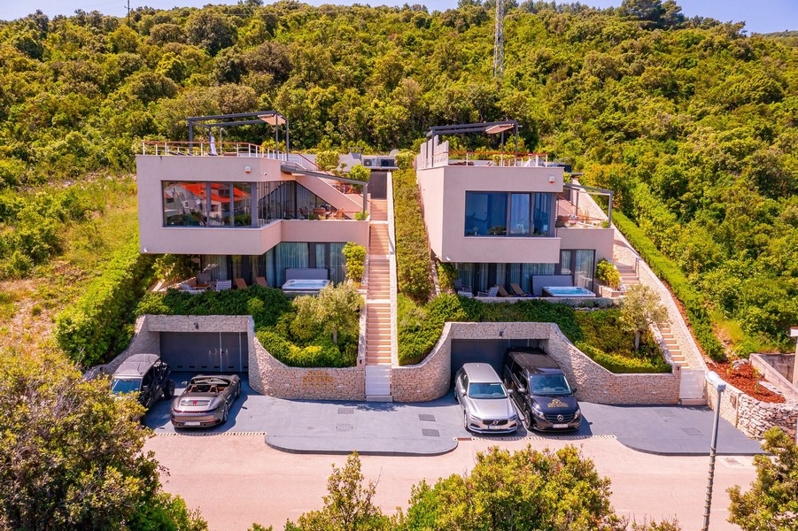 Vily na prodej Chorvatsko - Panorama Scouting H3532.